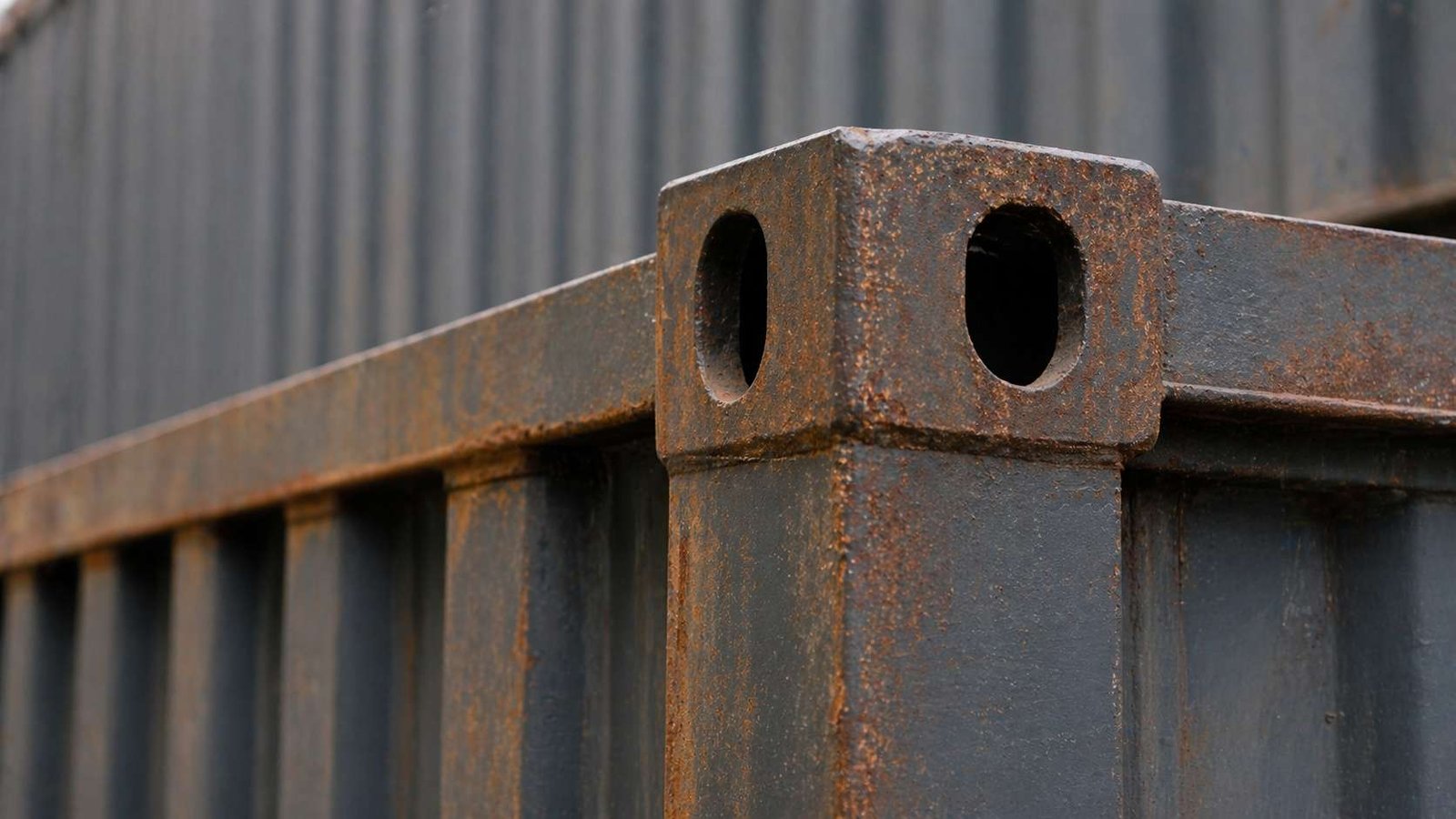 ISO corner casting container office crane lifting point IS 2062 Corten steel SAMAN